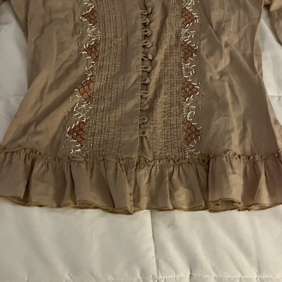 Girl Krazy TAN RUFFLEBUTTON FRONT BEADED EMBROIDED COLLARD V-NECK RUFFLE  SIZE S - Picture 6 of 10
